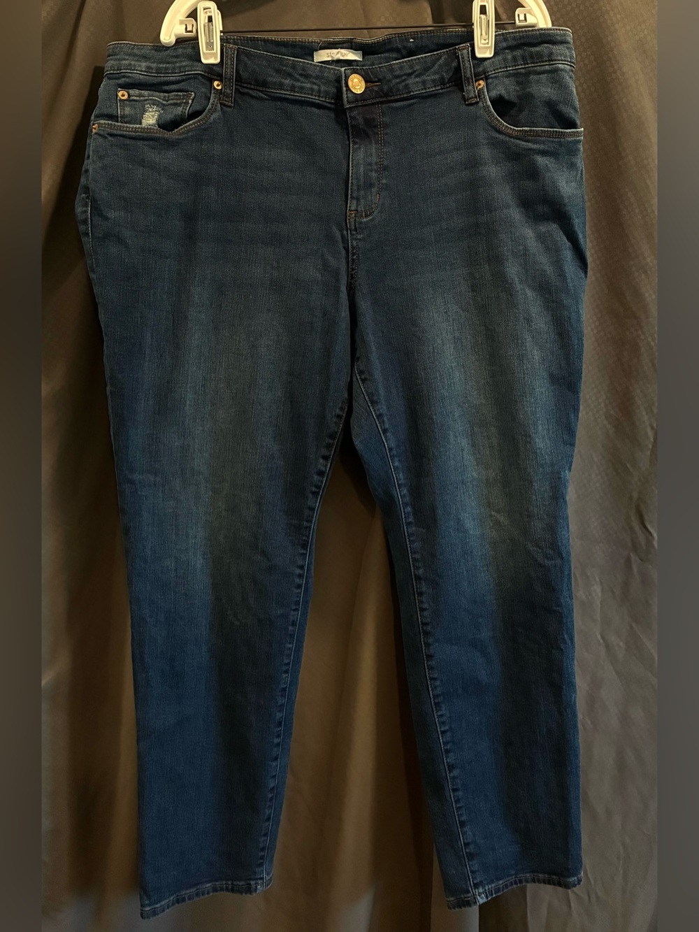 STS Blue Women’s Plus-Size Darren Girlfriend Mid-Rise Denim Jeans; Size 35/20